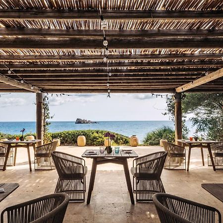 Falkensteiner Resort Capo Boi Villasimius Exterior foto