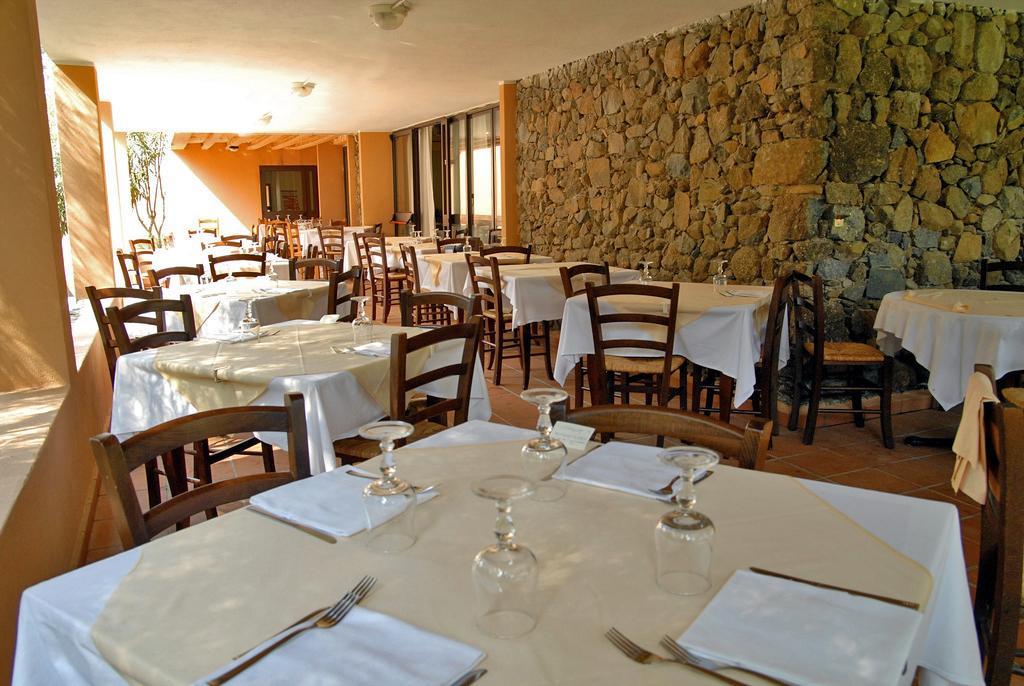 Falkensteiner Resort Capo Boi Villasimius Exterior foto